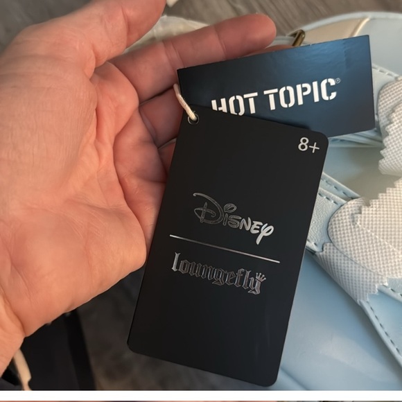 NWT - Disney Loungefly Stitch and Angel mini backpack - Picture 8 of 9